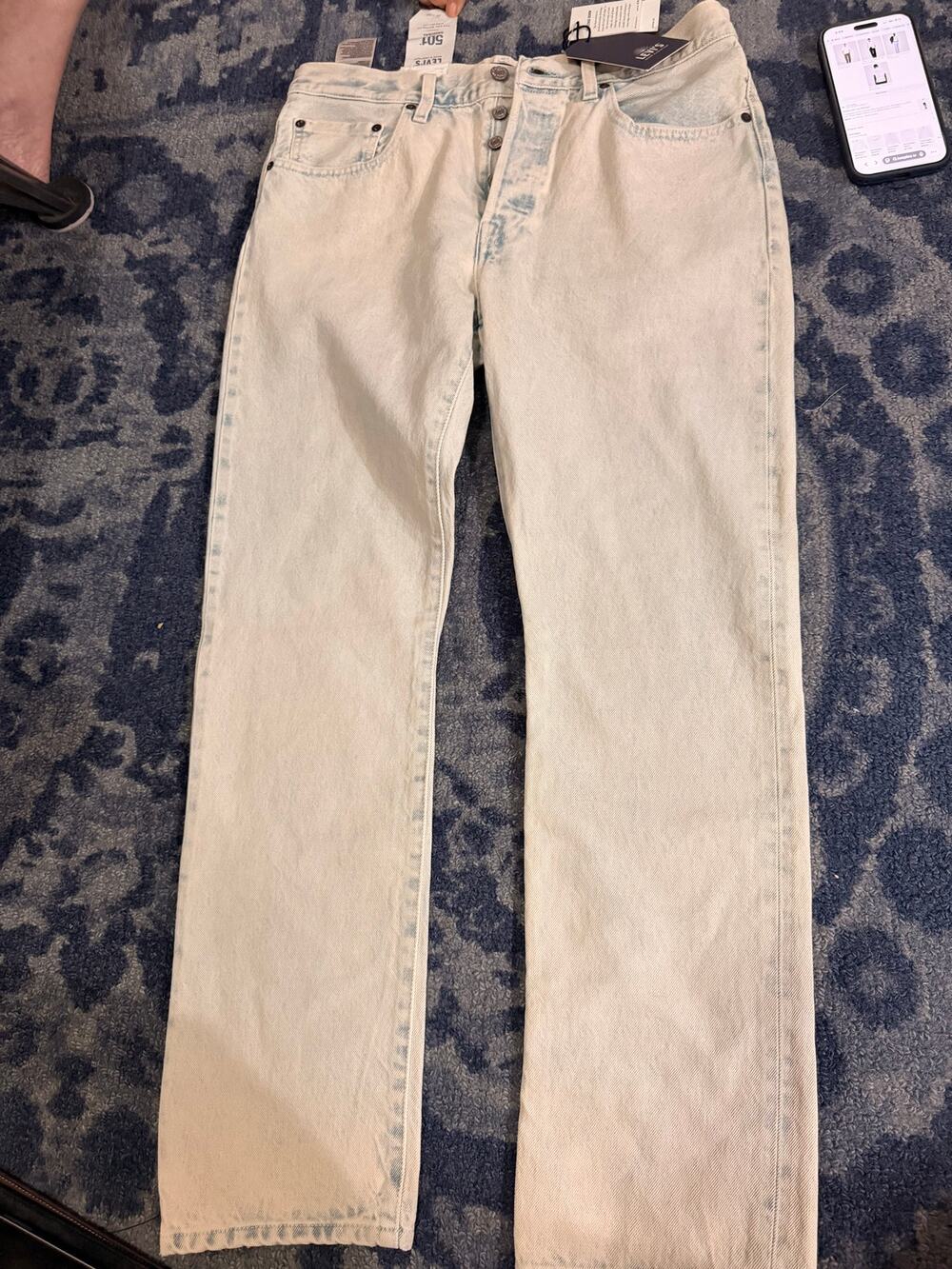 Levi” Made & Crafted 501 Original Women’s Jeans in a vintage liglht-wash finish